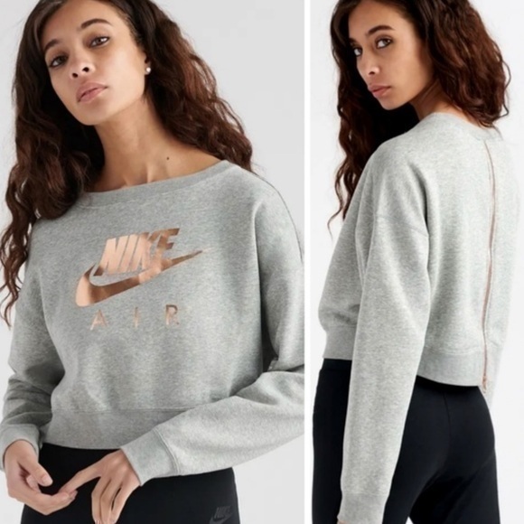 Nike lifestyle cropped crewneck SIZE SMALL - Picture 1 of 8